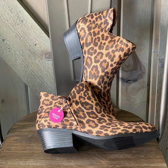 50% OFF - NIB - SO ANGELFISH LEOPARD BOOTIES MEMORYFOAM SIZE 8 OR 7.5-HAVE BOTH - Picture 2 of 5